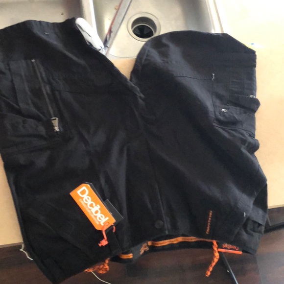 Black shorts - Picture 1 of 1